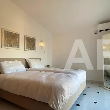 Ferienhaus Lovely In