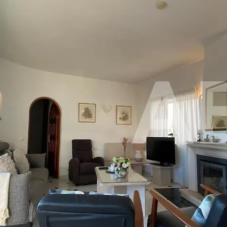 Ferienhaus Lovely In *